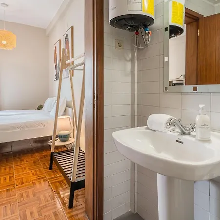 Guestready - Oportogrow Central Batalha 1 *