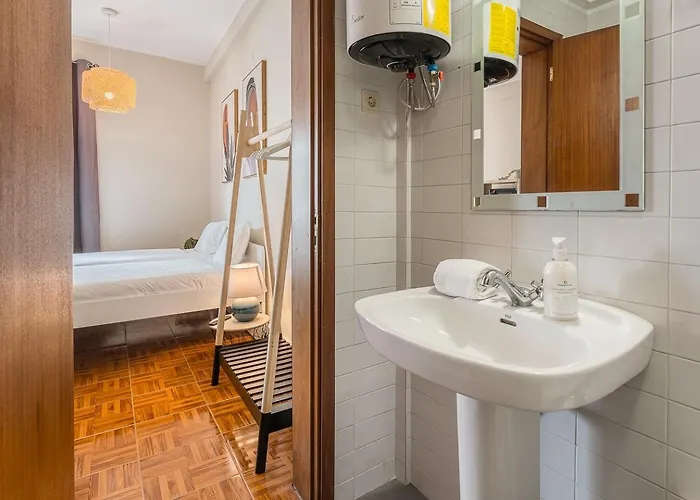 Guestready - Oportogrow Central Batalha 1 *